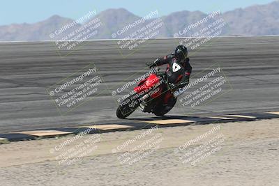 media/Oct-13-2025-Moto Forza (Mon) [[a66d839500]]/4-C Group/Session 2 (Bowl)/